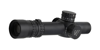 NX8 FFP 1-8x24, riktm. FC-Mil belyst